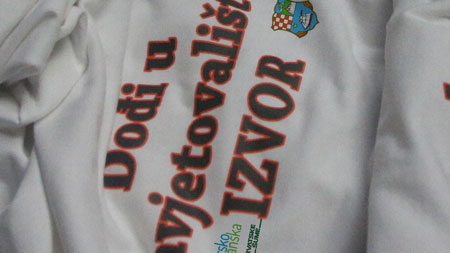 Zašto da Volontiramo zajedno? Što je Flash mob?