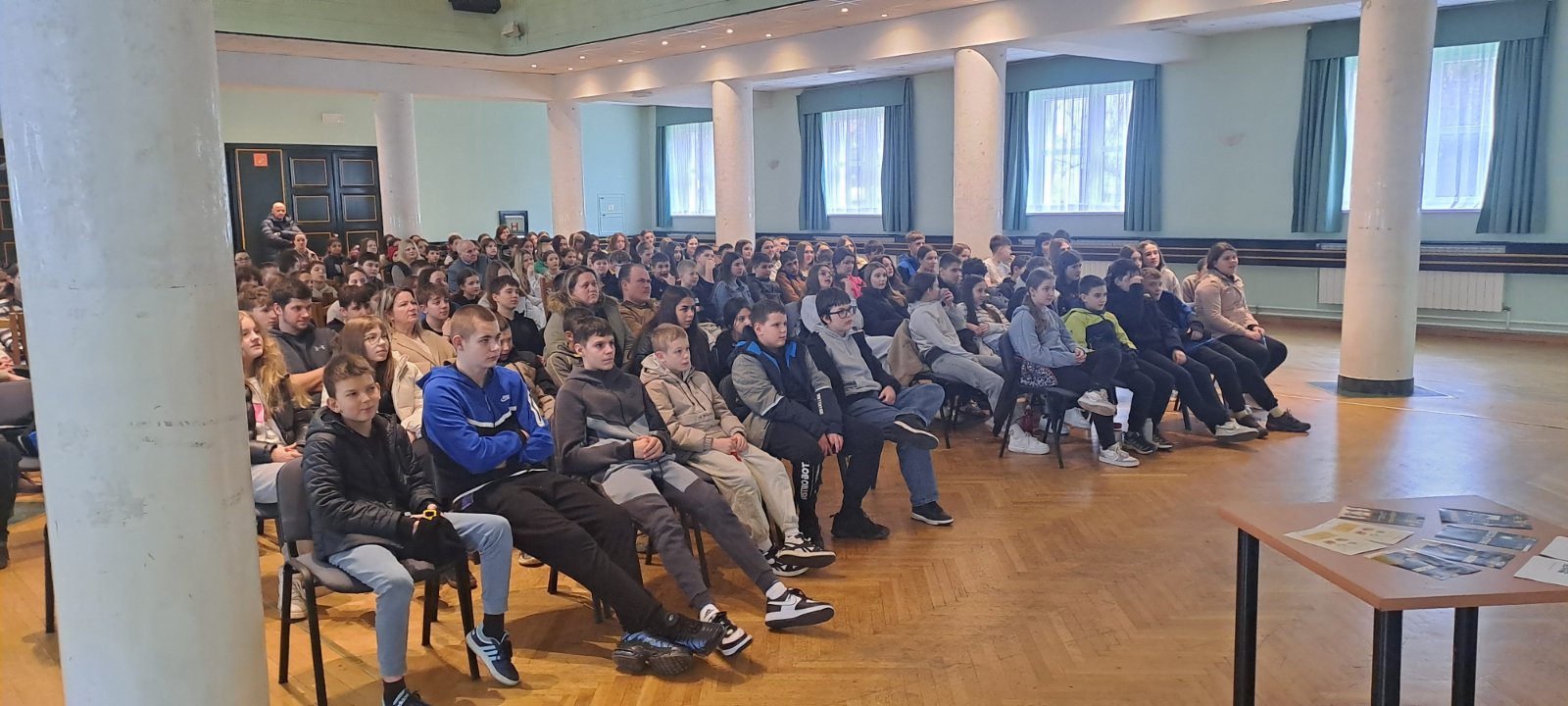 Predstava „Mreža“ na temu vršnjačkog nasilja